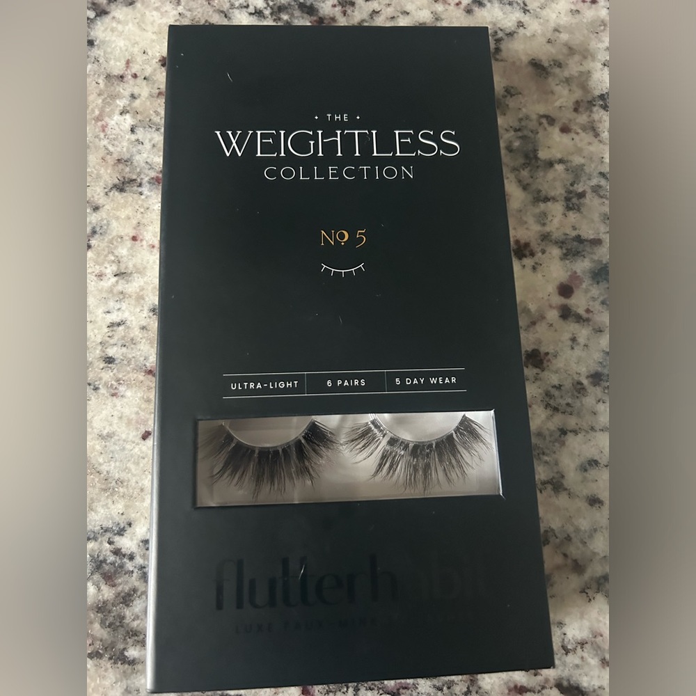 The Weightless collection no 5